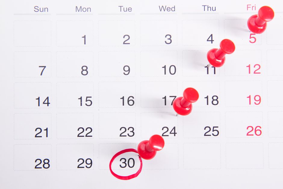 Calendar with a red circle around a mid-month move-out date